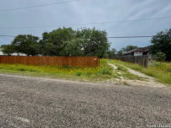 22847 Black Cherry, Elmendorf, TX 78112