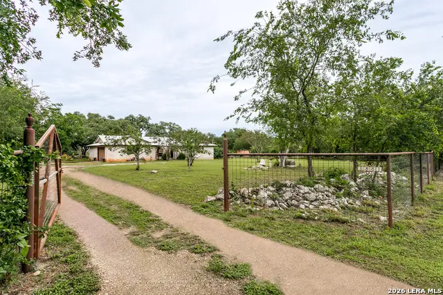 3881 Menger Dr, San Antonio, TX 78259 - #3