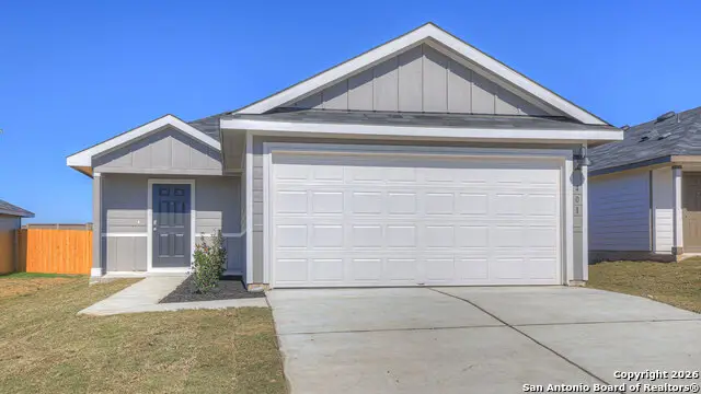 300 Windflower Cove, Luling, TX 78648 - #1