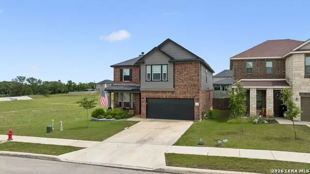 139 E Flowing River Dr, Boerne, TX 78006 - #2