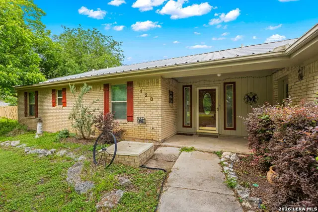 128 Tall Timber Rd, Kerrville, TX 78028 - #3