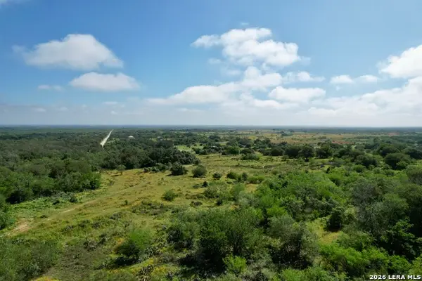 22048 Us Highway 281 S, San Antonio, TX 78264