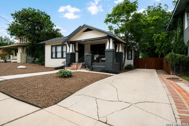 407 E Courtland Pl, San Antonio, TX 78212 - #3