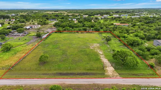 4647 County Road, Hondo, TX 78861 - #1