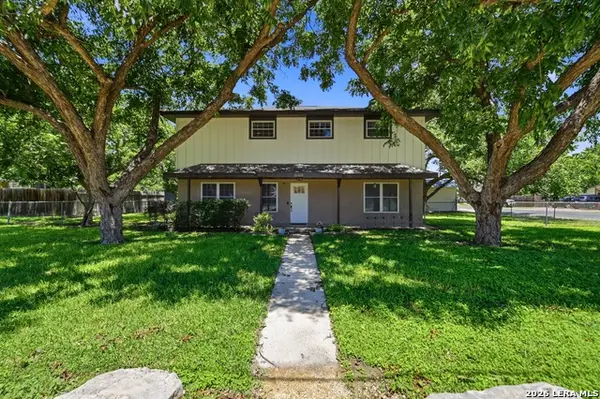 15751 Medina, LaCoste, TX 78039