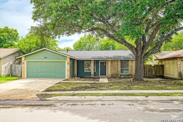 5707 Sunup Dr, San Antonio, TX 78233