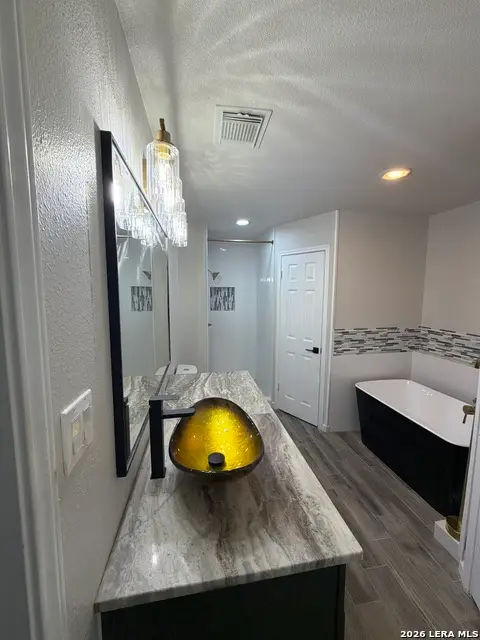 13239 Larkplace Dr, San Antonio, TX 78233