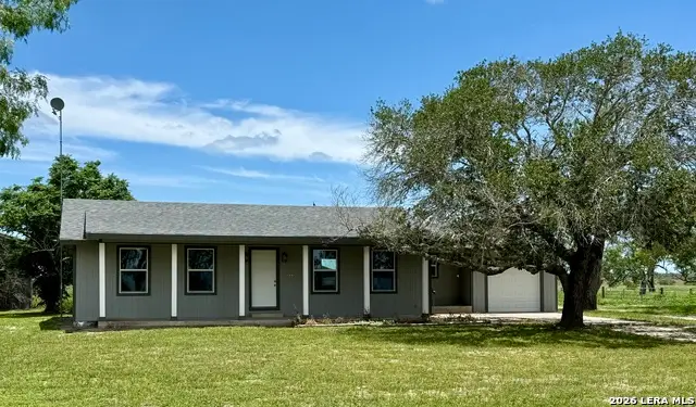1019 Cr 160, Kenedy, TX 78119 - #1