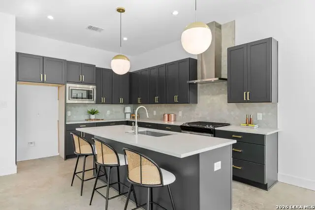 1847 Flamingo Dr #10 #10, San Antonio, TX 78209 - #2