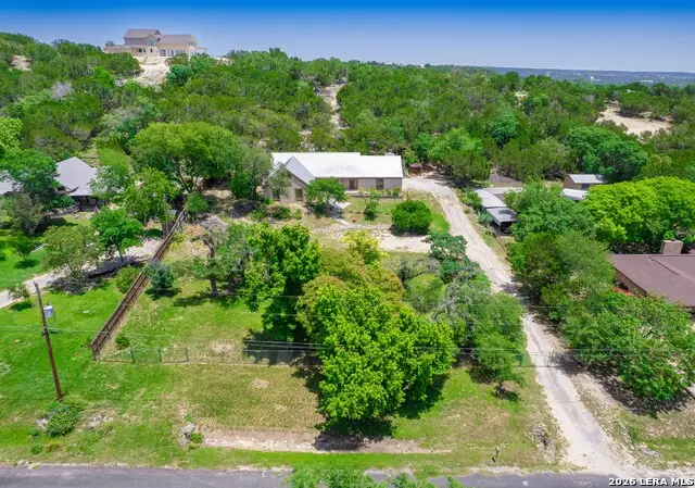 333 Secret Valley Dr, Kerrville, TX 78028 - #2