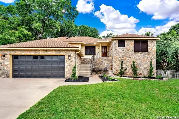 48 River Oak Dr, Seguin, TX 78155