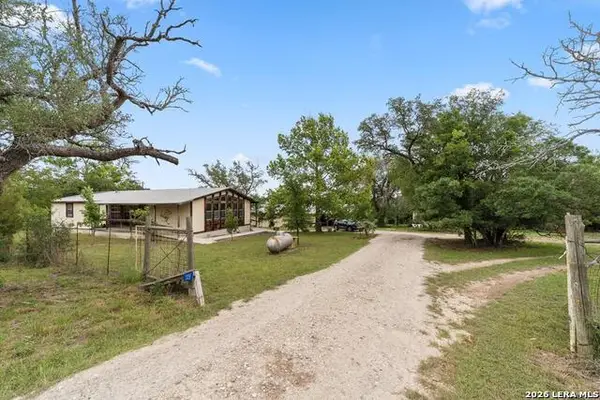 305 E Silver Hills Rd., Kerrville, TX 78028