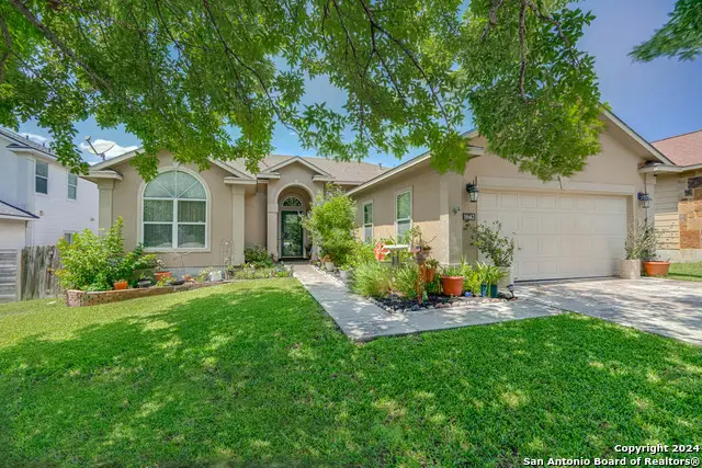 1642 Sunblossom Cir, New Braunfels, TX 78130 - #3