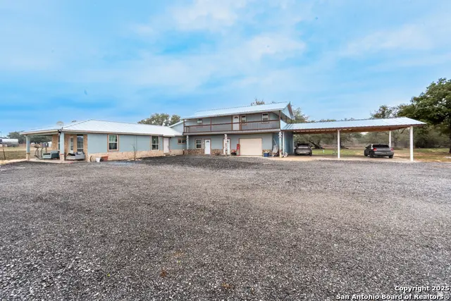 472 County Road 6723, Natalia, TX 78059 - #1