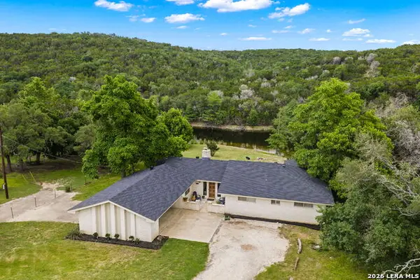 240 Aqua Vista, Kerrville, TX 78070
