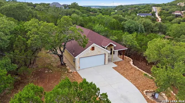 346 Assiniboia Dr, Canyon Lake, TX 78133