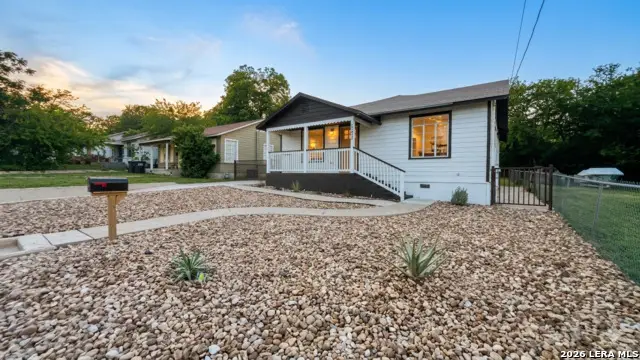 2323 E Crockett St, San Antonio, TX 78202 - #2