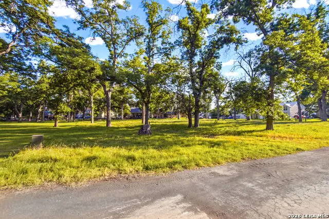111 Arroyo, Seguin, TX 78155 - #3