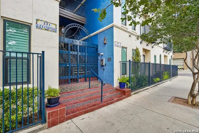 221 Lexington Ave #106, San Antonio, TX 78215 - #1