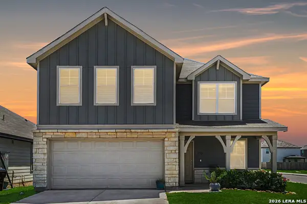 906 Crested Iris, New Braunfels, TX 78130