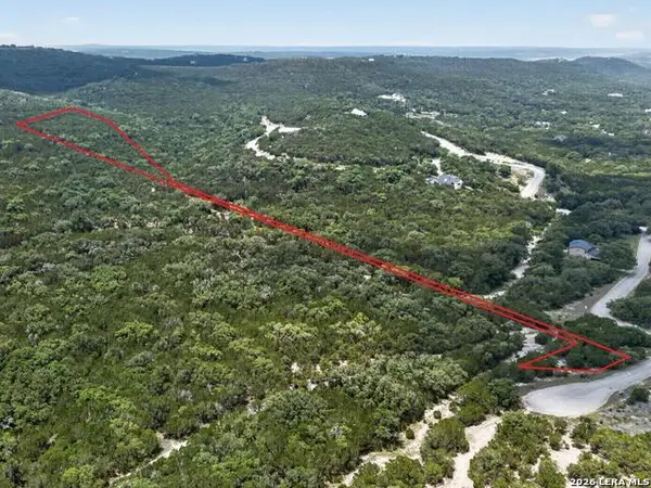 385 Private Road 1712, Mico, TX 78056