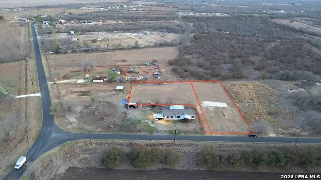 11446 Hollowell Rd, Atascosa, TX 78002 - #1