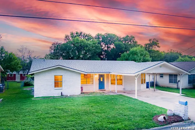 1107 Donna Kay Dr., Kerrville, TX 78028 - #1