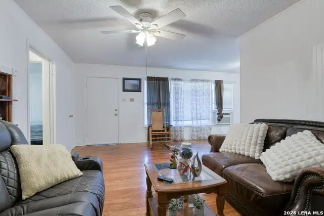 131 Savannah Dr, San Antonio, TX 78213 - #3