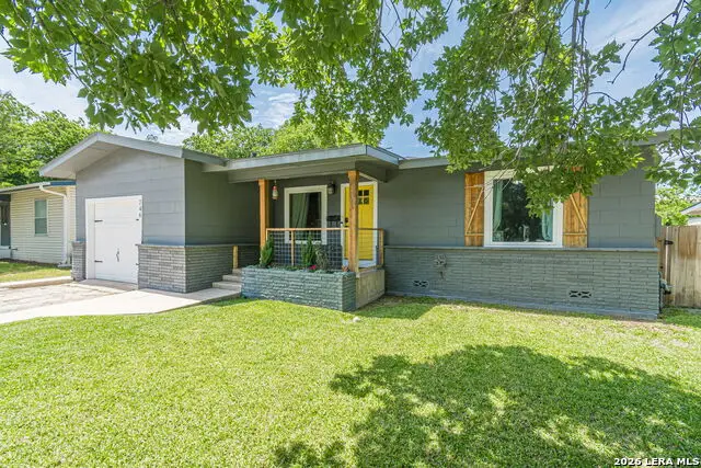 746 W Merriweather, New Braunfels, TX 78130 - #2