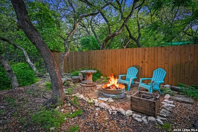 303 S Manton Ln, Castle Hills, TX 78213 - #2