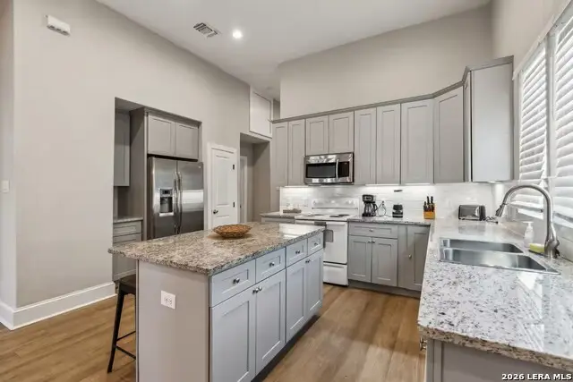 112 Hill St, San Antonio, TX 78212 - #3