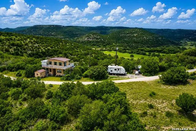 982 Skyview Ln, Camp Wood, TX 78833 - #1
