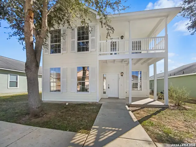 121 Lark Hill, Floresville, TX 78114 - #1