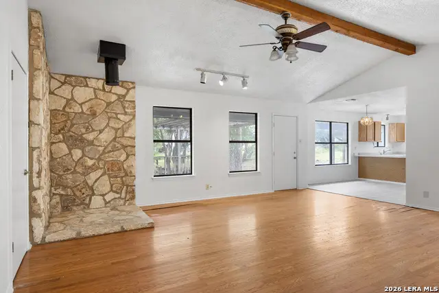 127 White Tail Dr, Kerrville, TX 78028 - #2