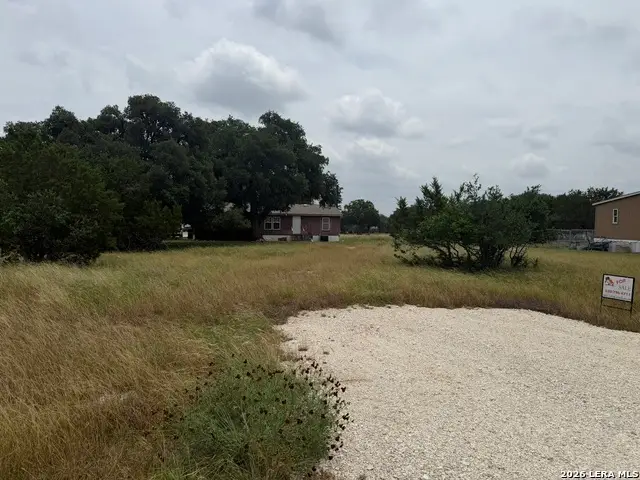 227 Private Road 1516, Bandera, TX 78003 - #1