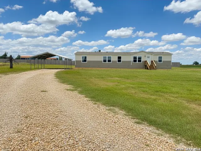 4214 Woodrow Center Rd, Kingsbury, TX 78638 - #1
