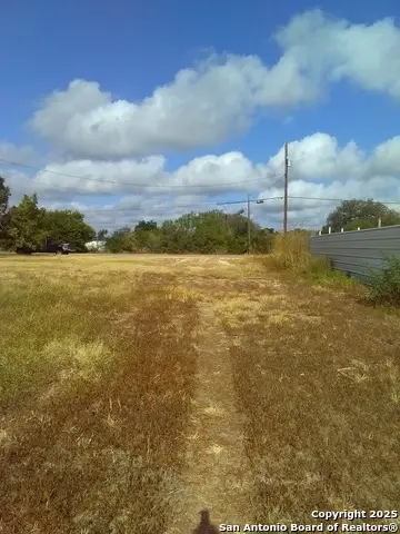 154, 158, 162 Bonair Dr, San Antonio, TX 78222