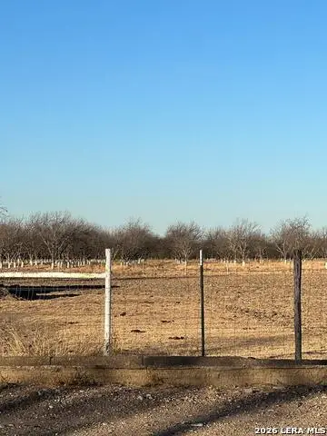LOT B Fm 1908, Quemado, TX 78877 - #3