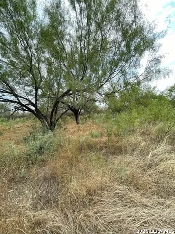 837 S S Camp, Uvalde, TX 78801 - #2