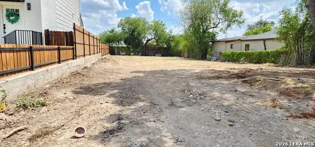 1848 Olive St, Eagle Pass, TX 78852 - #2