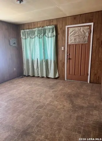 265 Monroe St South, Eagle Pass, TX 78852 - #2