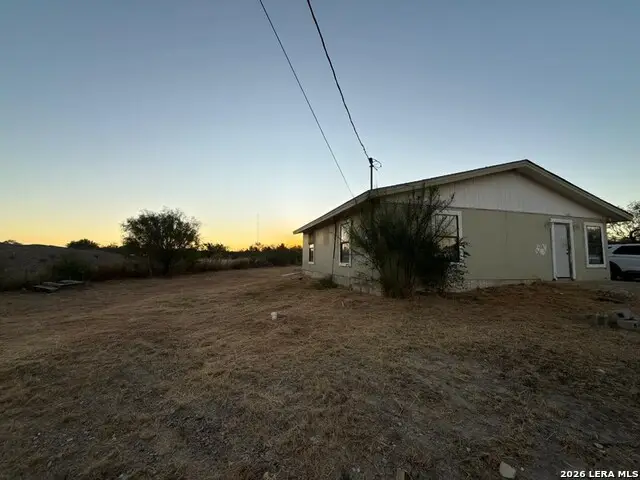 633 Molina Loop, Eagle Pass, TX 78852 - #3