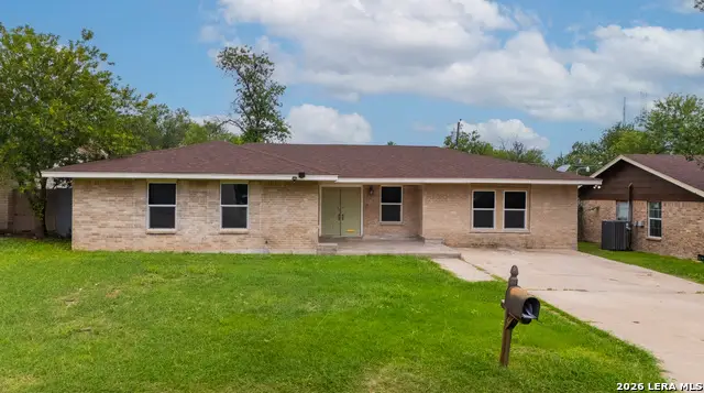 2139 Ricks Dr, Eagle Pass, TX 78852 - #1