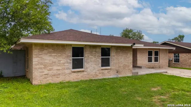 2139 Ricks Dr, Eagle Pass, TX 78852 - #2
