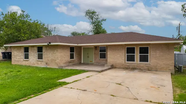 2139 Ricks Dr, Eagle Pass, TX 78852 - #3
