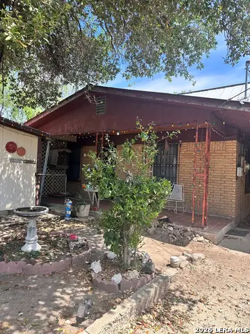 253 S Monroe St, Eagle Pass, TX 78852 - #2