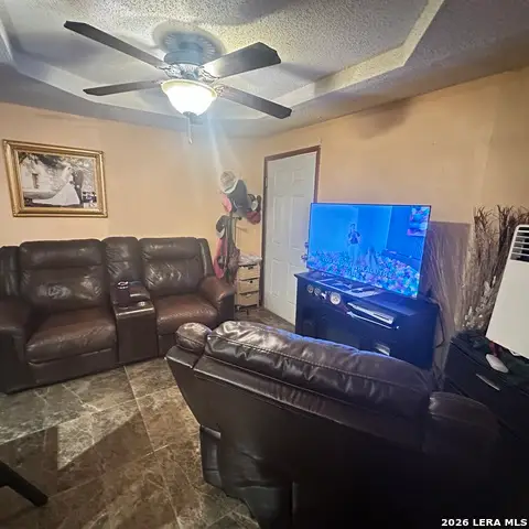 1001 Arlington St, Eagle Pass, TX 78852 - #3