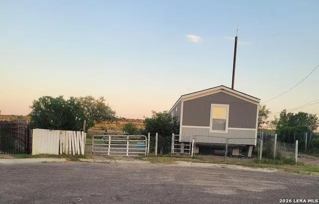136 Sun Valley Trail, Eagle Pass, TX 78852 - #1