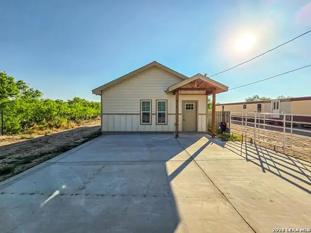 3122 Rosita Valley Rd., Eagle Pass, TX 78852 - #1