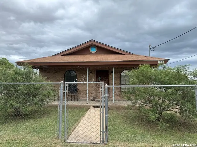 106 Los Sauces St, Eagle Pass, TX 78852 - #3